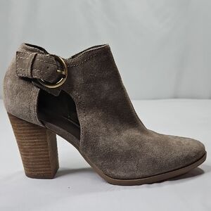 Franco Fortini Taupe Suede Ankle Booties Sixe 8.5